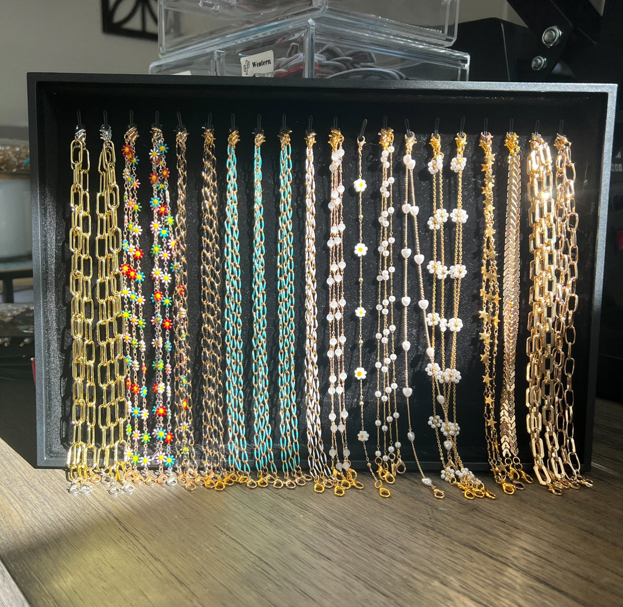 Hat Chain