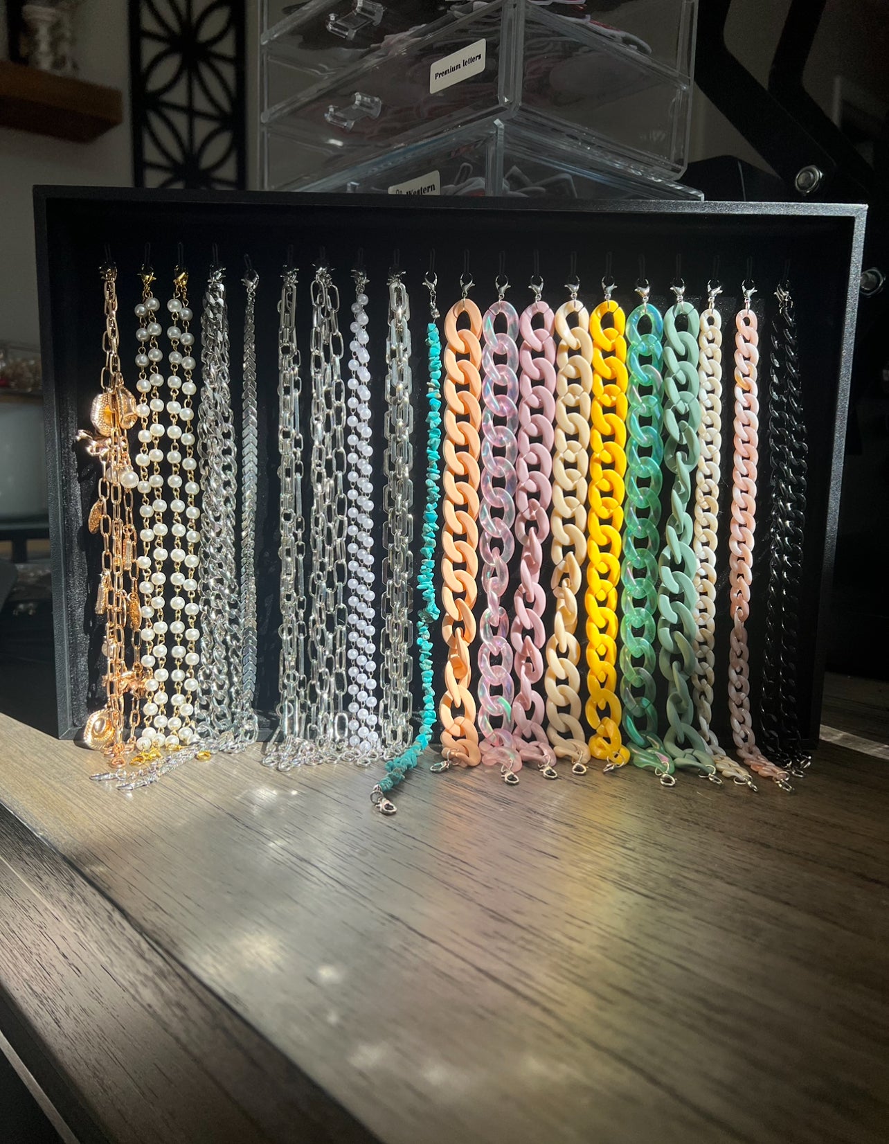 Hat Chain