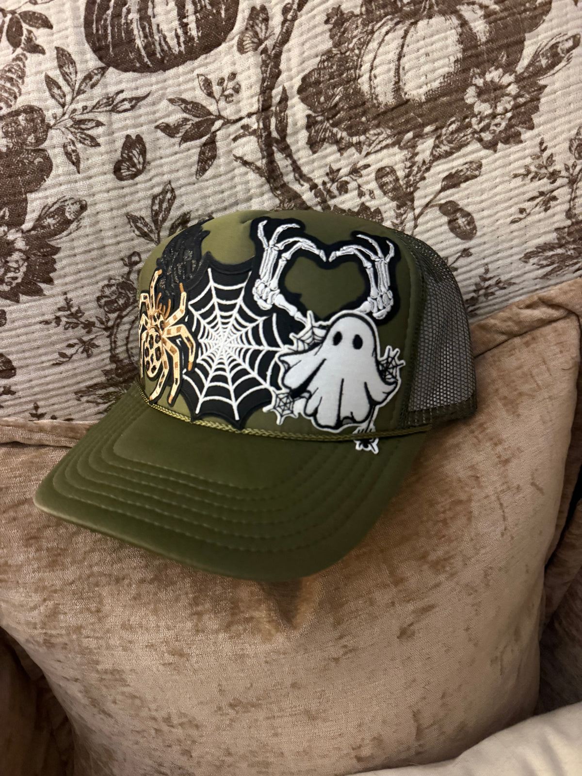 Spooky Spider Trucker