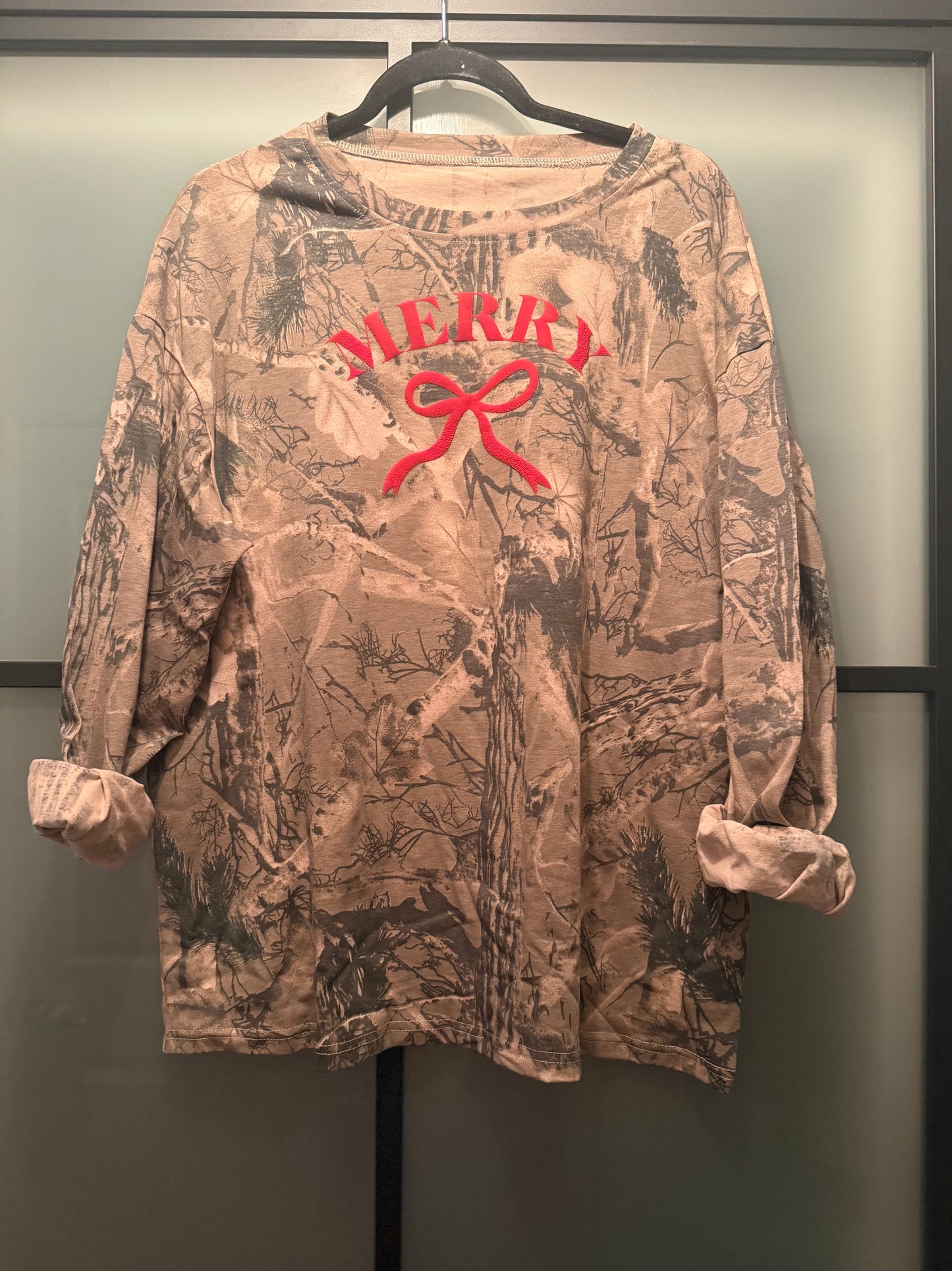 Merry Puff Print Camo Tee