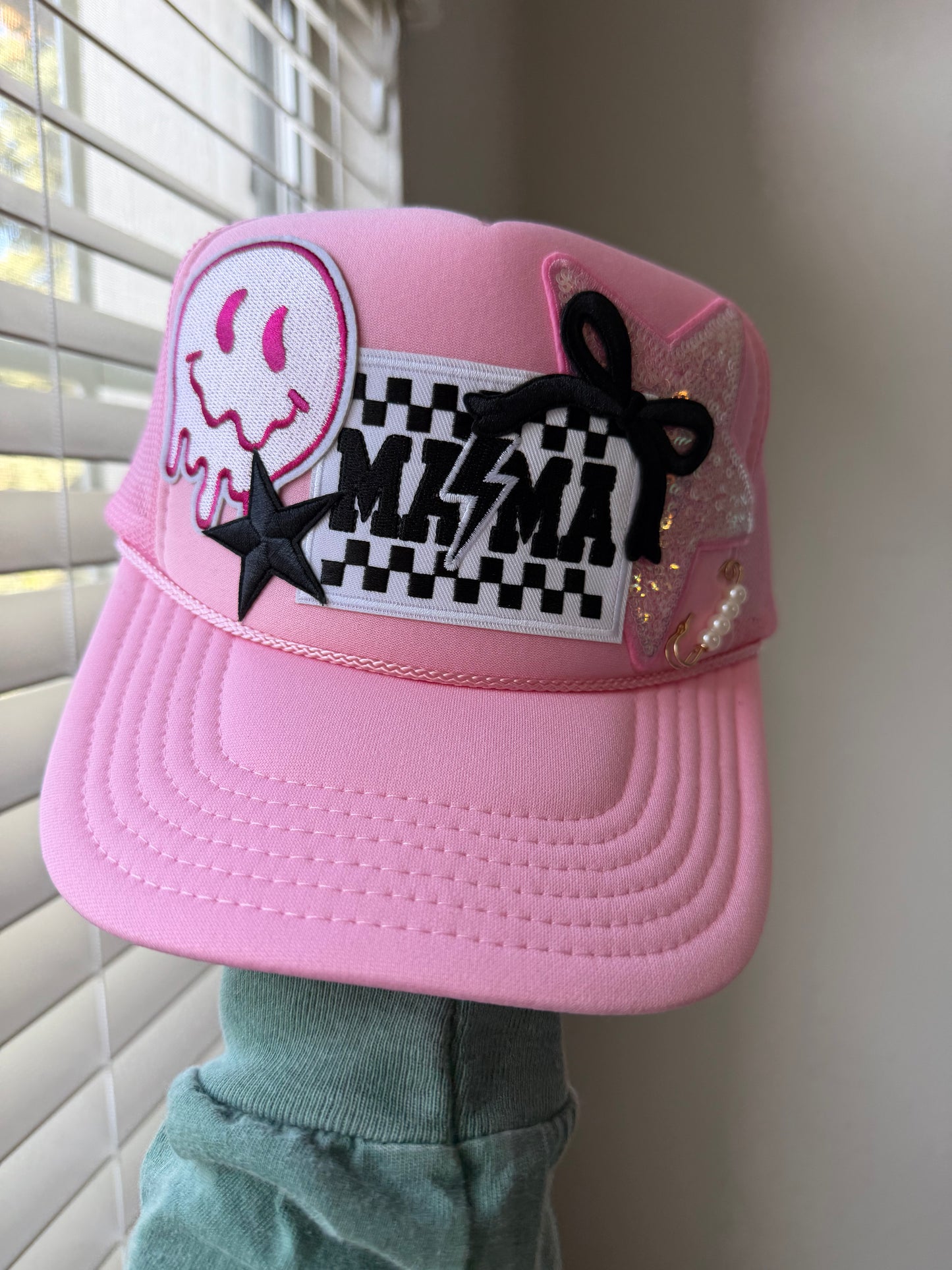 GIRL MAMA TRUCKER