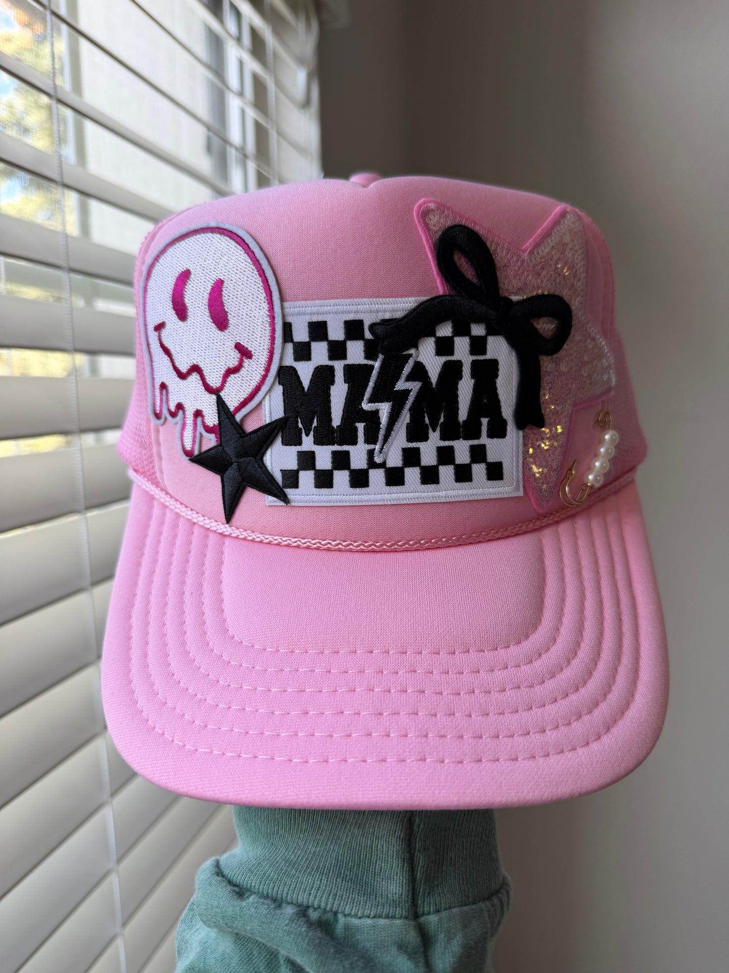 GIRL MAMA TRUCKER