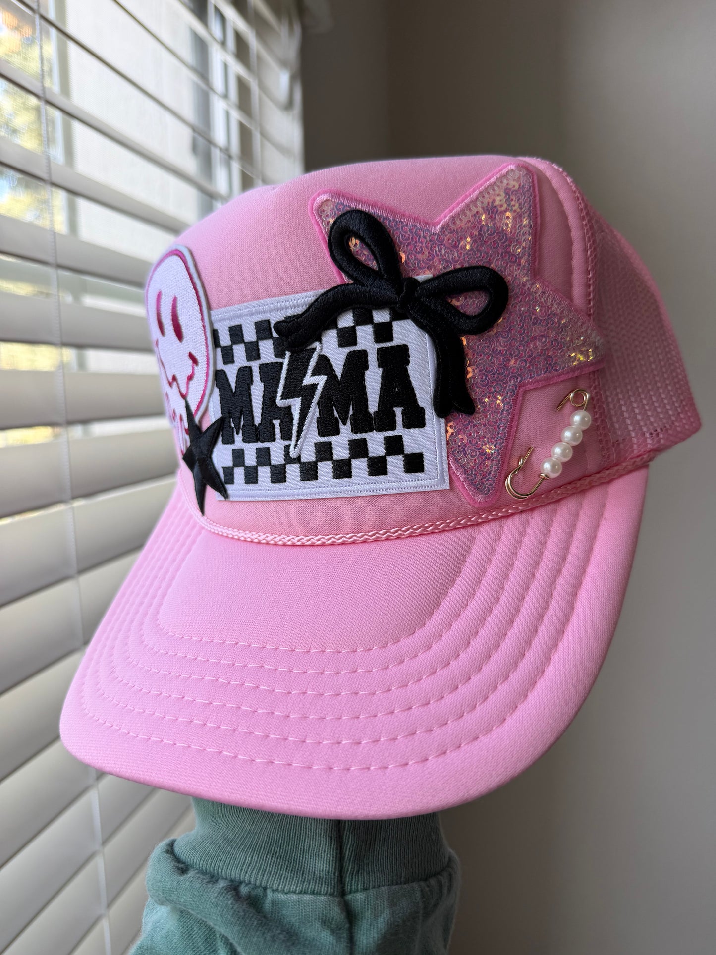 GIRL MAMA TRUCKER